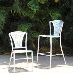 outdoor dining chairs